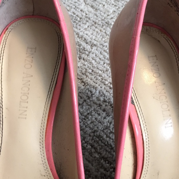 Enzo Angiolini Pointy Toe Pumps - Picture 4 of 7